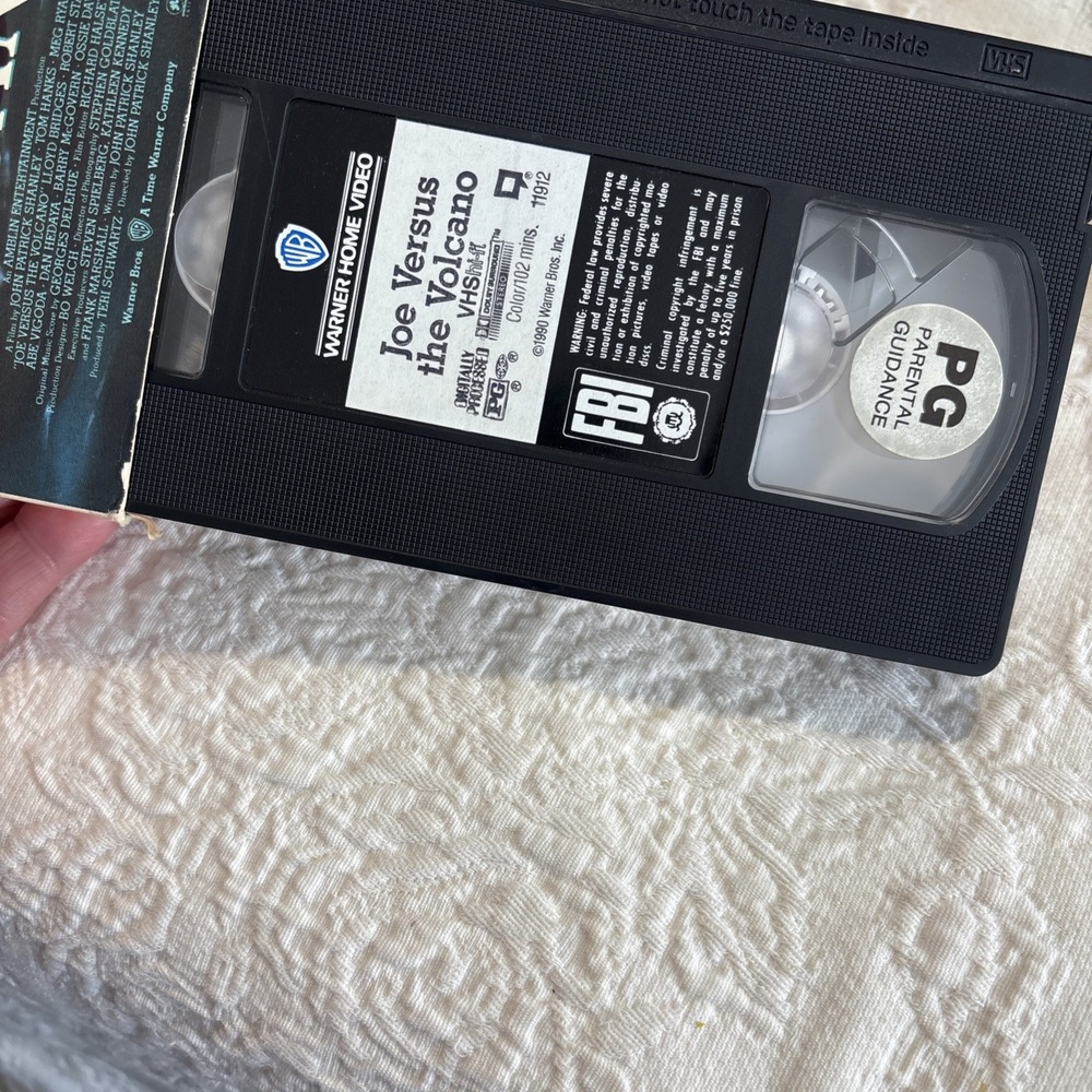 Joe Versus the Volcano (1990) VHS Tom Hanks Comedy Romance Meg Ryan - Picture 6 of 6